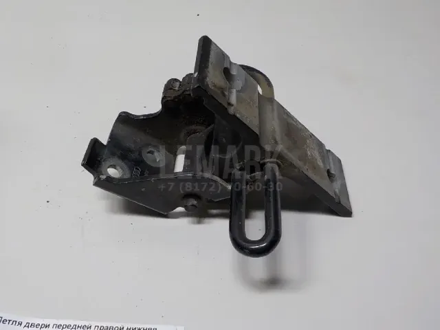 Петля двери передней правой нижняя для  Ford Maverick 1993-1998
