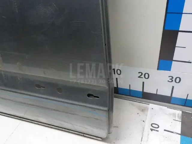 Дверь задняя правая