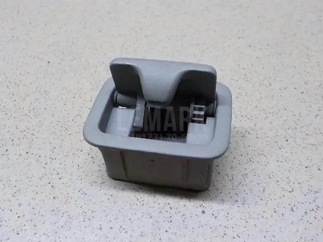 Крючок для одежды