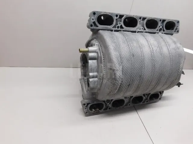 Коллектор впускной для  BMW X3 E83 2004-2010