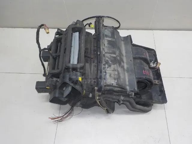 Корпус отопителя для  Audi A6 [C6,4F] 2004-2011