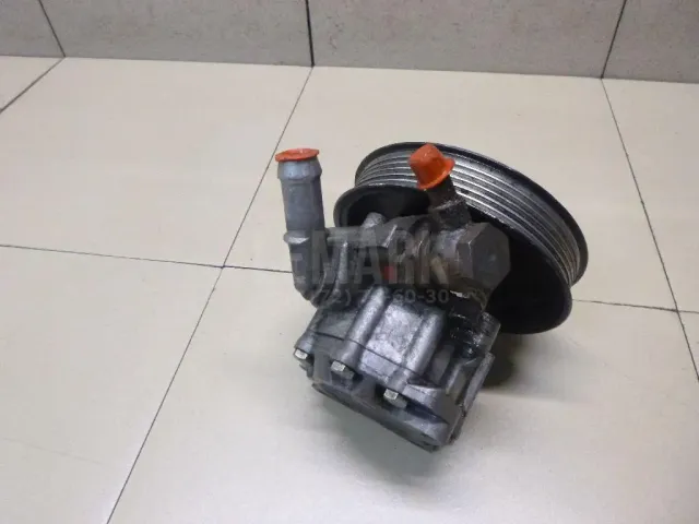 Насос гидроусилителя для  FAW J5 2004