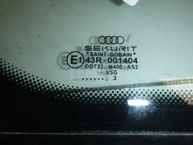 Стекло кузовное глухое левое для  Audi A4 [B5] 1994-2001