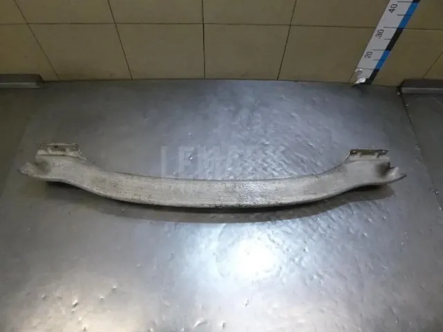 Усилитель заднего бампера