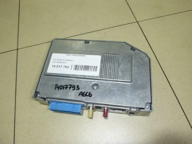 Блок электронный для  BMW X3 E83 2004-2010