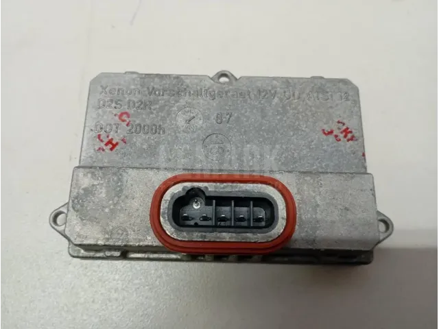 Блок ксеноновой лампы для  Audi A8 [4D] 1999-2002