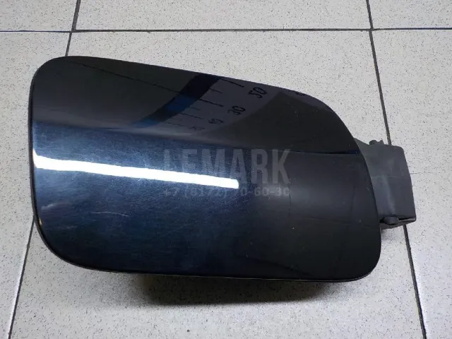 Лючок бензобака для  Ford Fiesta 2008-2019