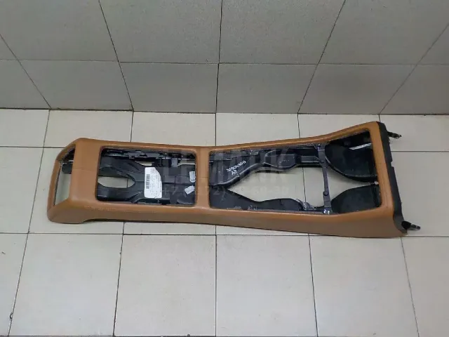 Консоль для  Chevrolet Evanda 2004-2006