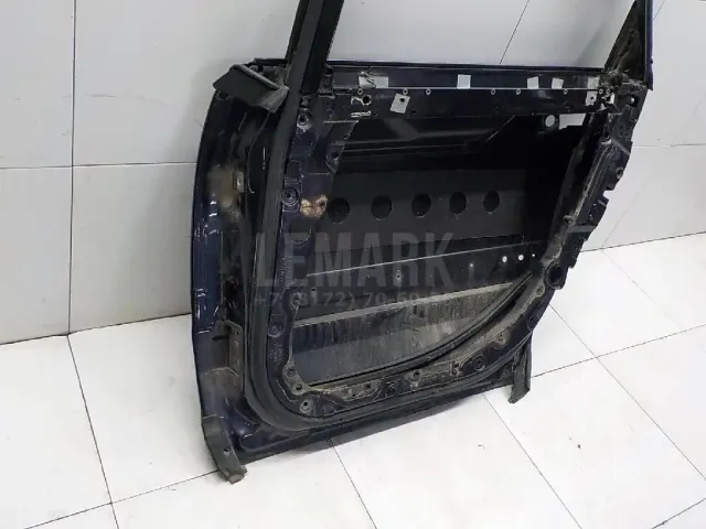 Дверь задняя правая для  Ford Escape EUR 2007-2009