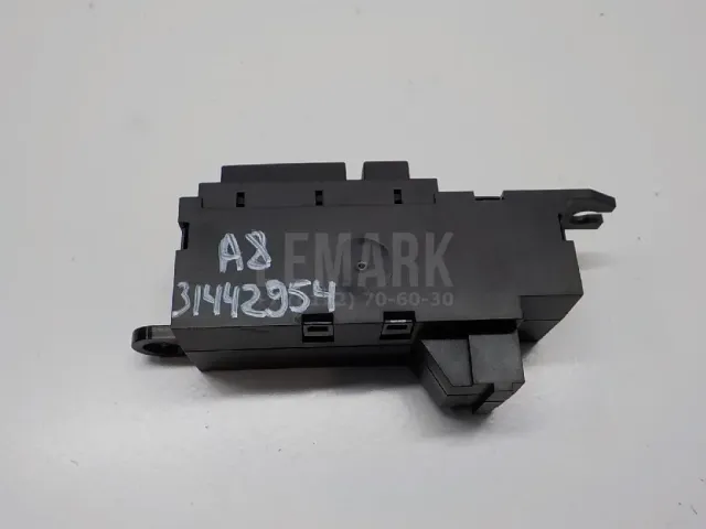 Кнопка запуска двигателя для  Audi Q6 2022