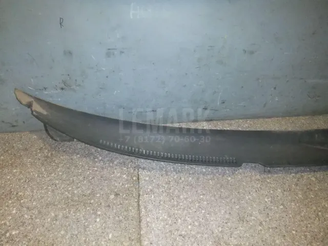 Решетка стеклооч. (планка под лобовое стекло)