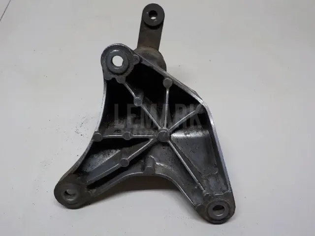 Кронштейн опоры КПП для  Dongfeng Shine Max 2023