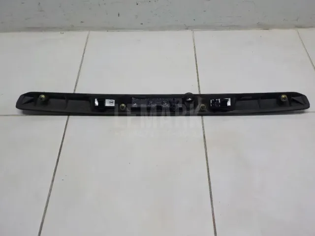Накладка крышки багажника для  Audi A3 [8PA] Sportback 2004-2013
