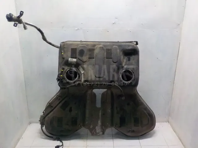 Бак топливный