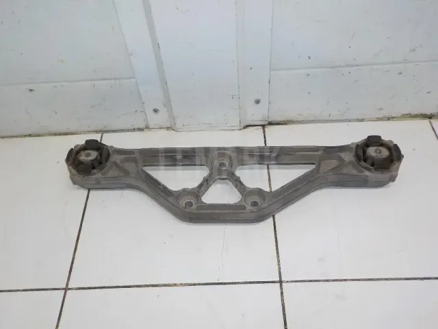 Кронштейн редуктора для  Audi A3 (8L1) 1996-2003