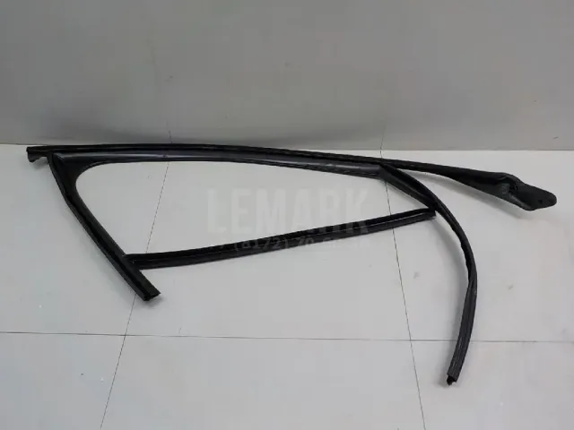 Уплотнитель двери для  Geely Preface (FS11) 2020