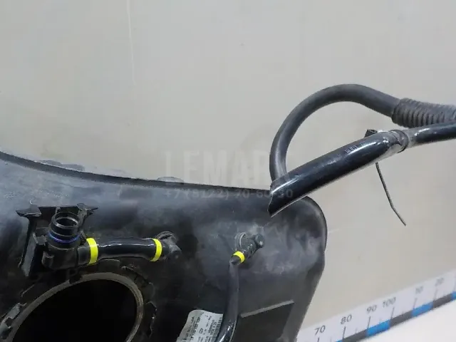 Бак топливный