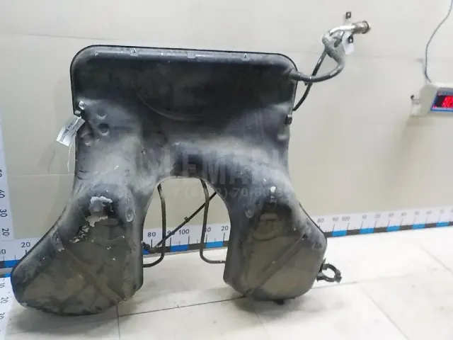 Бак топливный