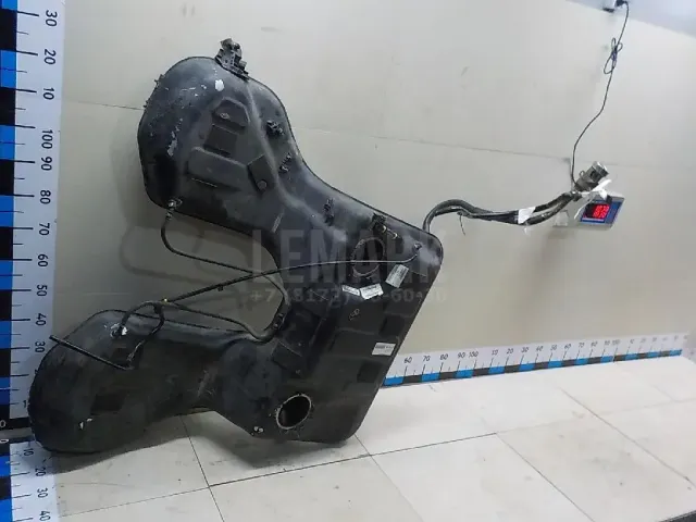 Бак топливный
