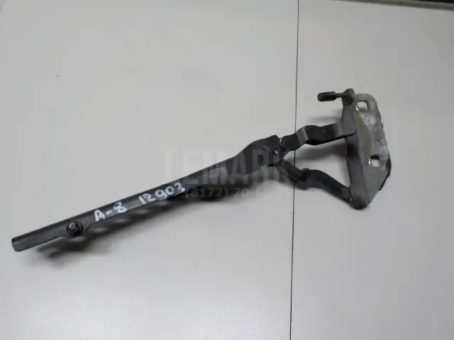 Петля капота левая для  Ford Cougar 1998-2001