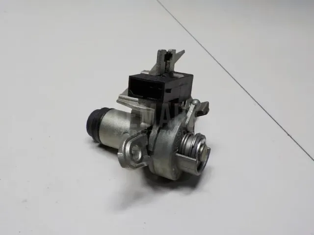 Вставка замка багажника для  Audi 100/200 [43] 0-1983