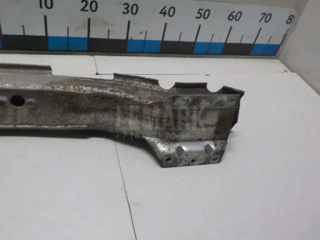 Усилитель заднего бампера