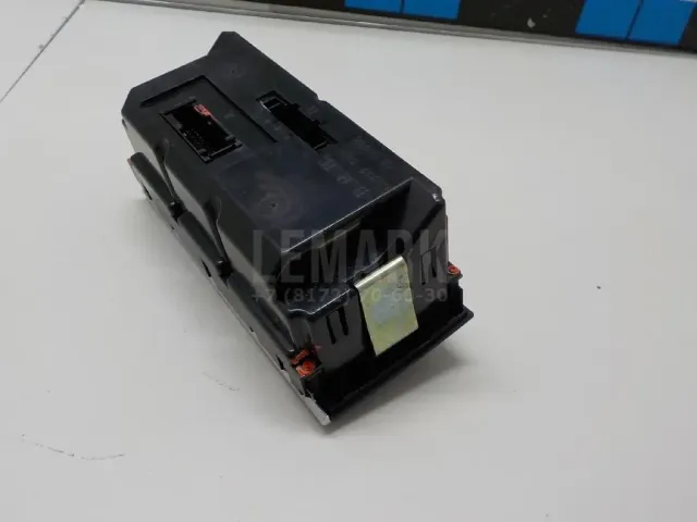 Блок управления климатической установкой