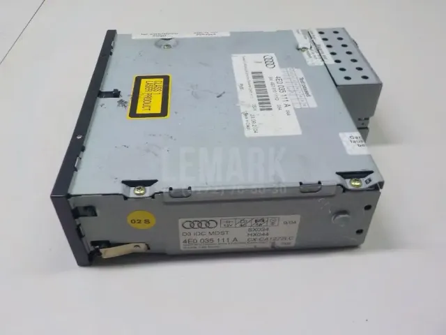 Проигрыватель CD/DVD