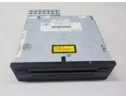 Проигрыватель CD/DVD