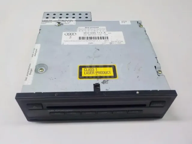Проигрыватель CD/DVD
