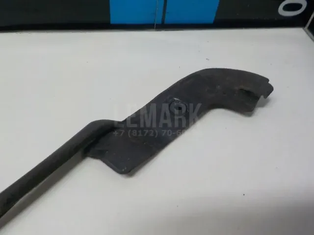 Уплотнитель двери для  HOWO A7 2009