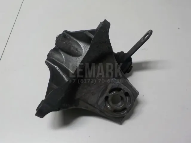 Кронштейн КПП левый для  Audi A4 [B7] 2005-2007