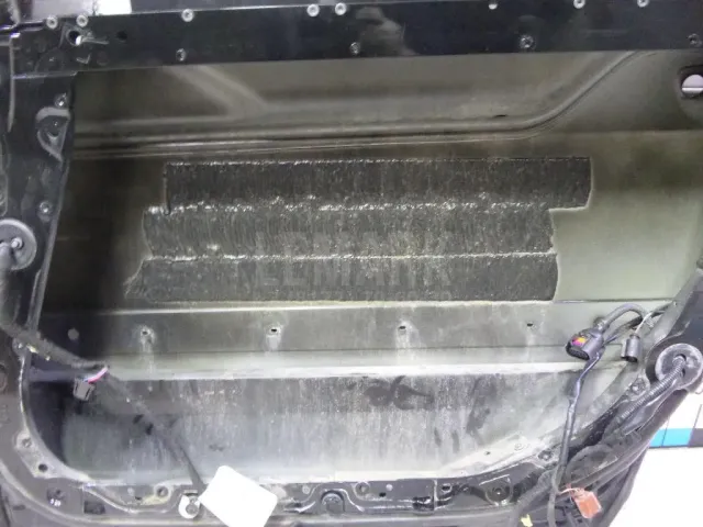 Дверь задняя правая для  Ford Escape EUR 2007-2009