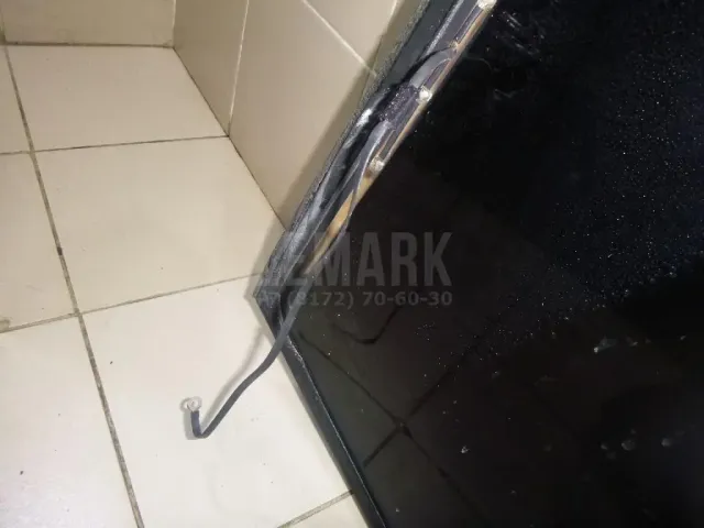 Стекло заднее