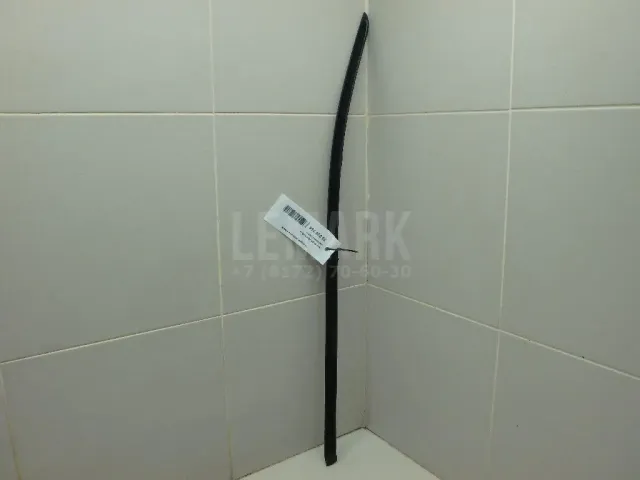 Молдинг лобового стекла