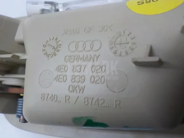 Ручка двери внутренняя правая для  Audi A4 [B5] 1994-2001