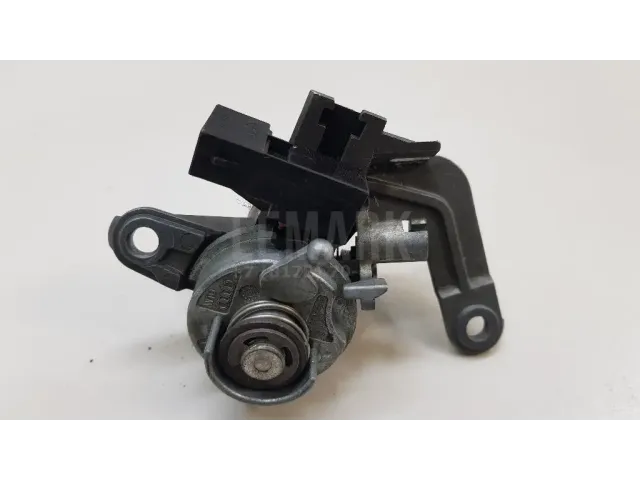 Вставка замка багажника для  BMW 5-serie G30/G31/F90 2017-2023