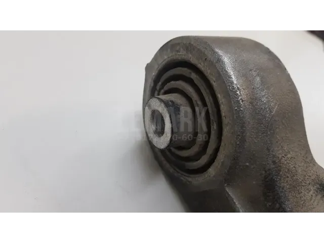 Рычаг задний нижний левый