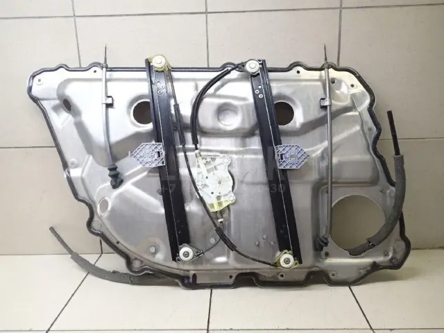 Стеклоподъемник электр. задний правый для  Audi 80/90 [B3] 1986-1991