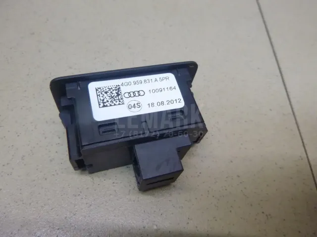 Кнопка открывания багажника для  BMW i3 (I01) 2013-2022