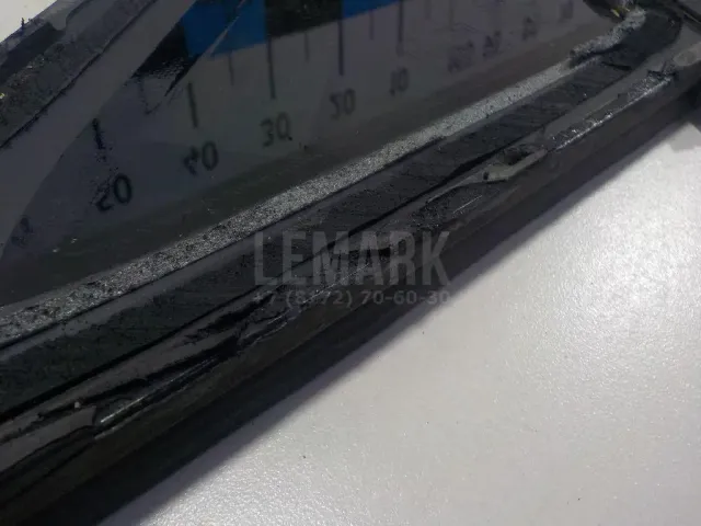Стекло кузовное глухое левое для  Ford Mondeo II 1996-2000