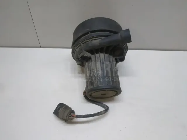 Насос воздушный для  Chevrolet Evanda 2004-2006