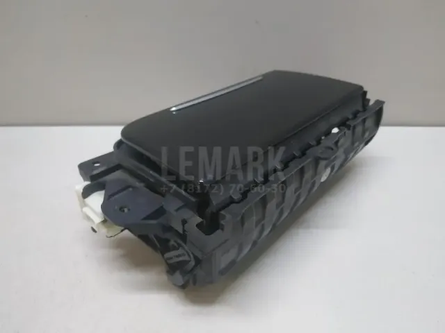 Подстаканник для  Cadillac Escalade II 2000-2006