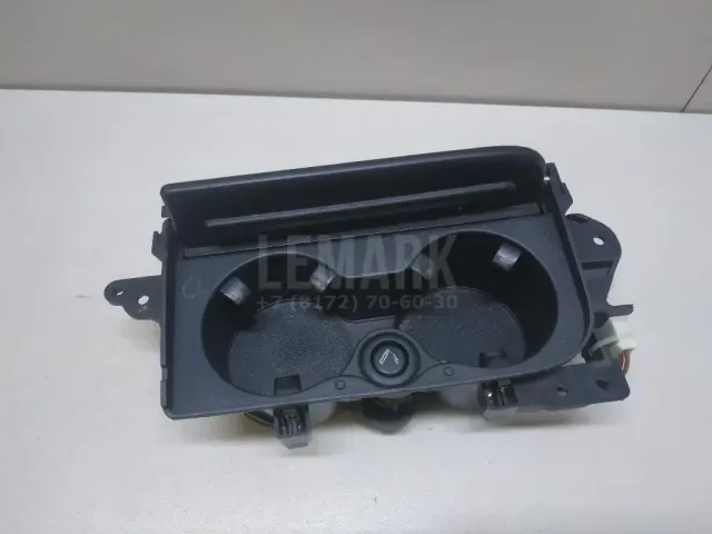 Подстаканник для  Cadillac Escalade II 2000-2006