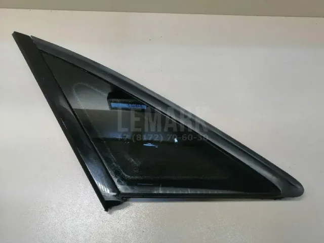 Стекло кузовное глухое левое для  BMW 4-serie G22/G23 2020
