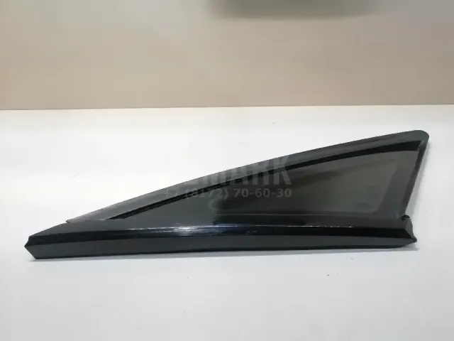 Стекло кузовное глухое левое для  BMW 4-serie G22/G23 2020