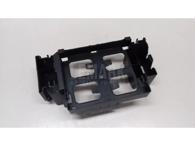 Кронштейн (сопут. товар) для  Ford Kuga 2008-2012