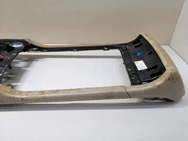 Консоль для  Ford Escape EUR 2007-2009