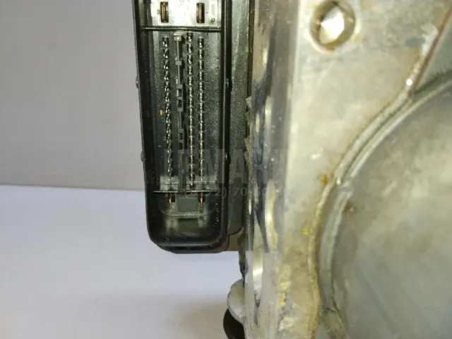 Блок ABS (насос) для  Citroen C-Crosser 2008-2013