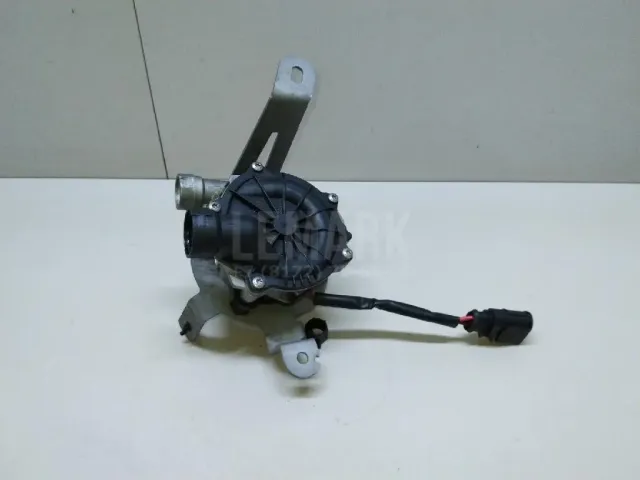Насос воздушный для  Ford Escape EUR 2007-2009